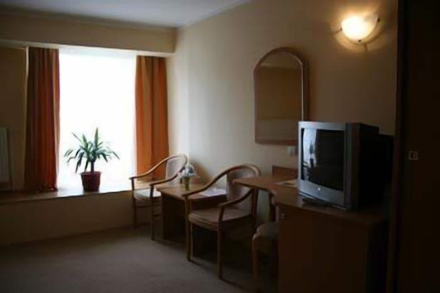 Hotel Apollo Central Sibiu Esterno foto