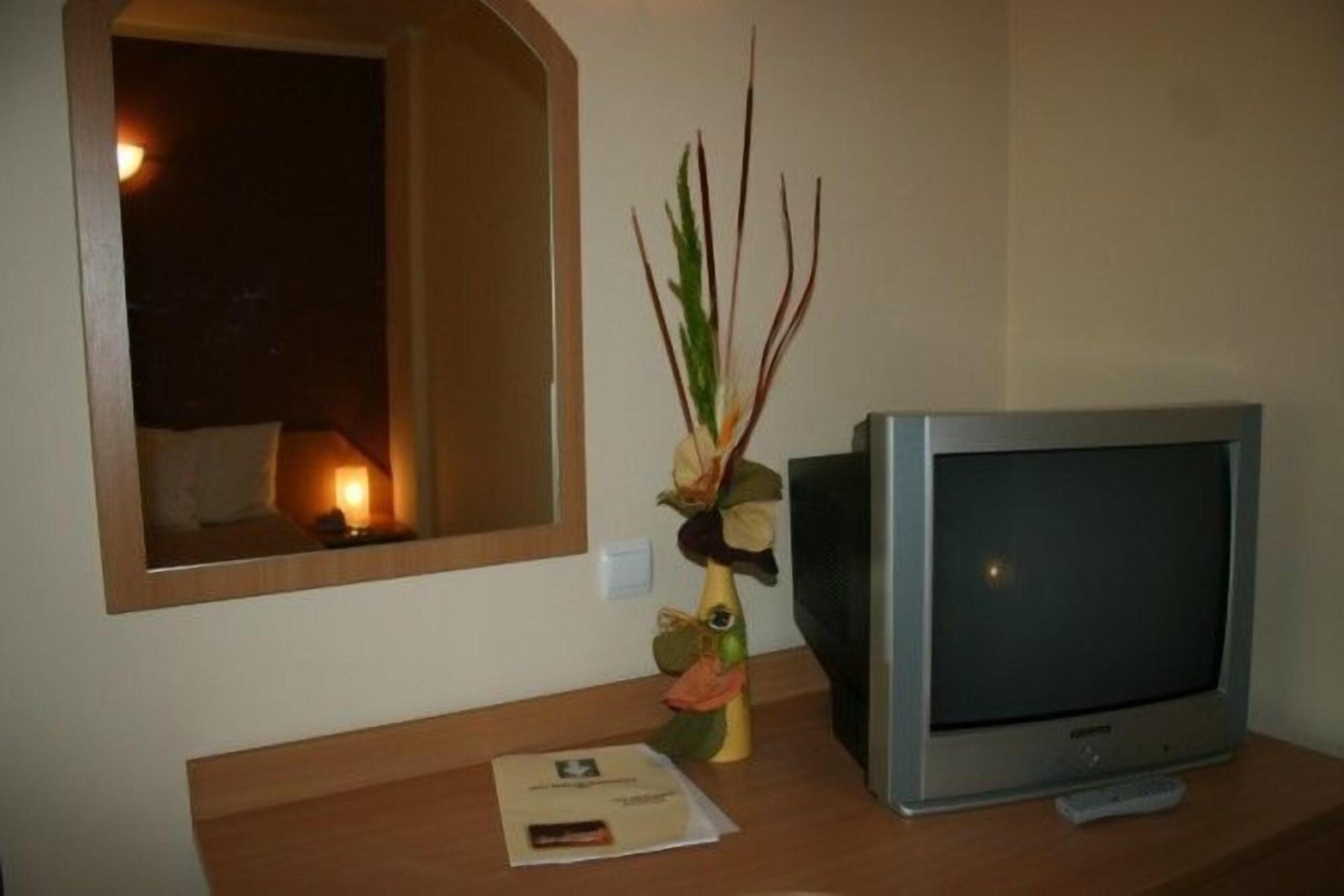 Hotel Apollo Central Sibiu Esterno foto