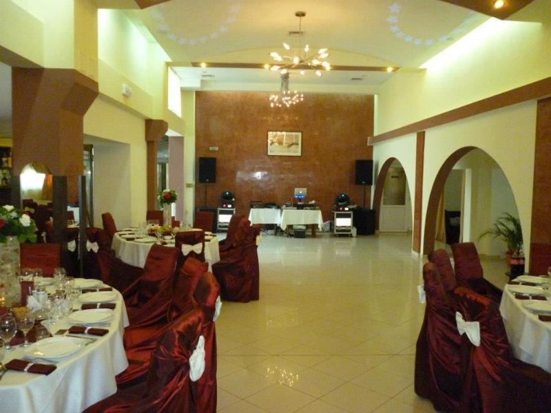 Hotel Apollo Central Sibiu Esterno foto