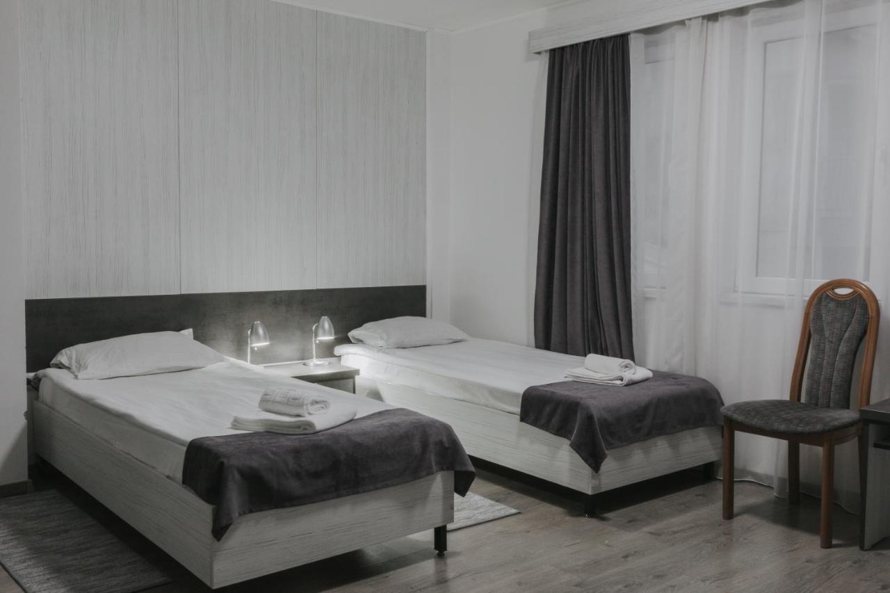 Hotel Apollo Central Sibiu Esterno foto