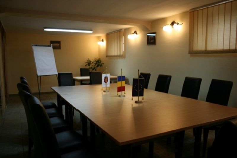 Hotel Apollo Central Sibiu Esterno foto